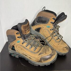 Red wing boots 7.5 women’s